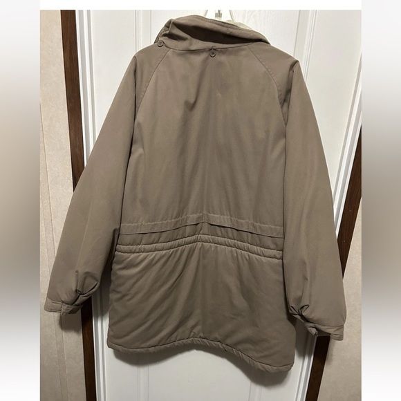 Bobbie Brooks Women's Tan Chore Coat Barn Jacket - Size XL with detachable hood - Picture 5 of 15
